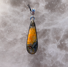 Load image into Gallery viewer, Bumblebee Jasper Pendants
